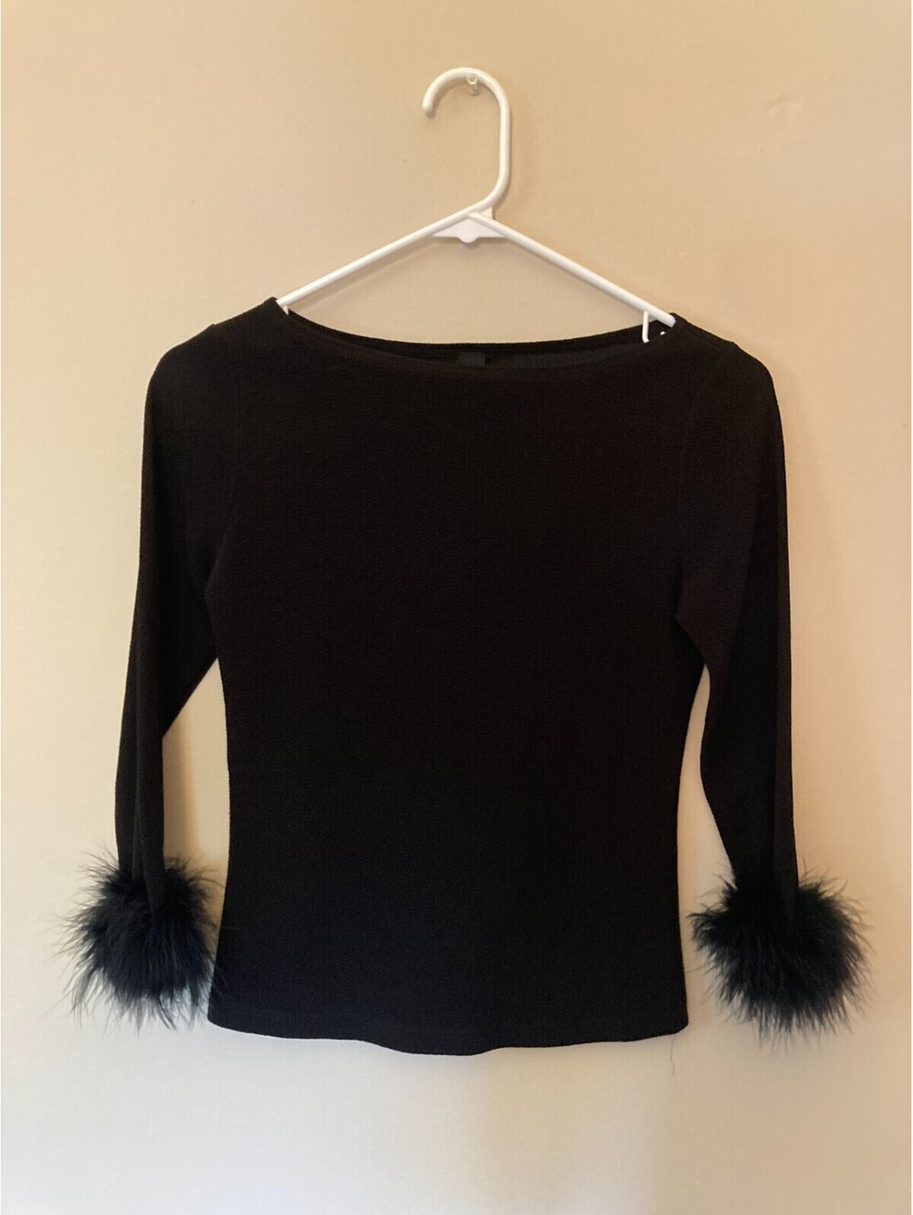 Sirens Black Long Sleeve Top - size S